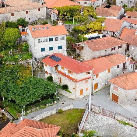Casa Da Fonte Geres Апартаменты