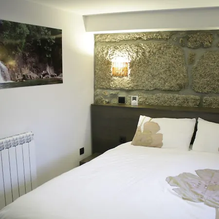 Casa Da Fonte Geres Διαμέρισμα *