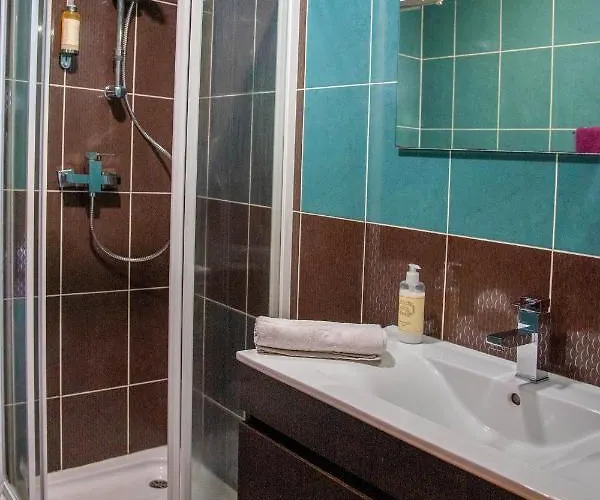 Casa Da Fonte Geres 아파트 *